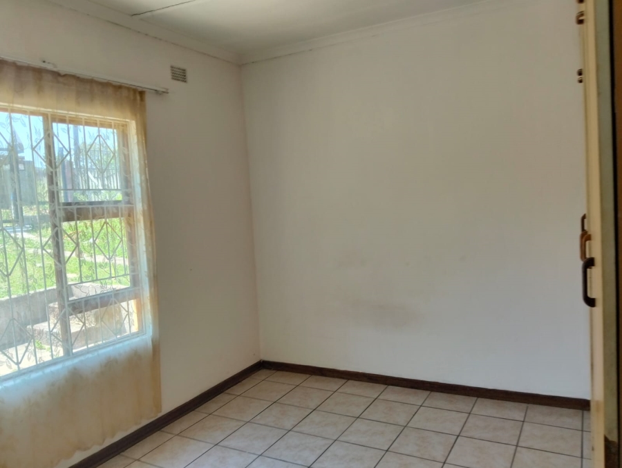 To Let 3 Bedroom Property for Rent in Northcrest Eastern Cape